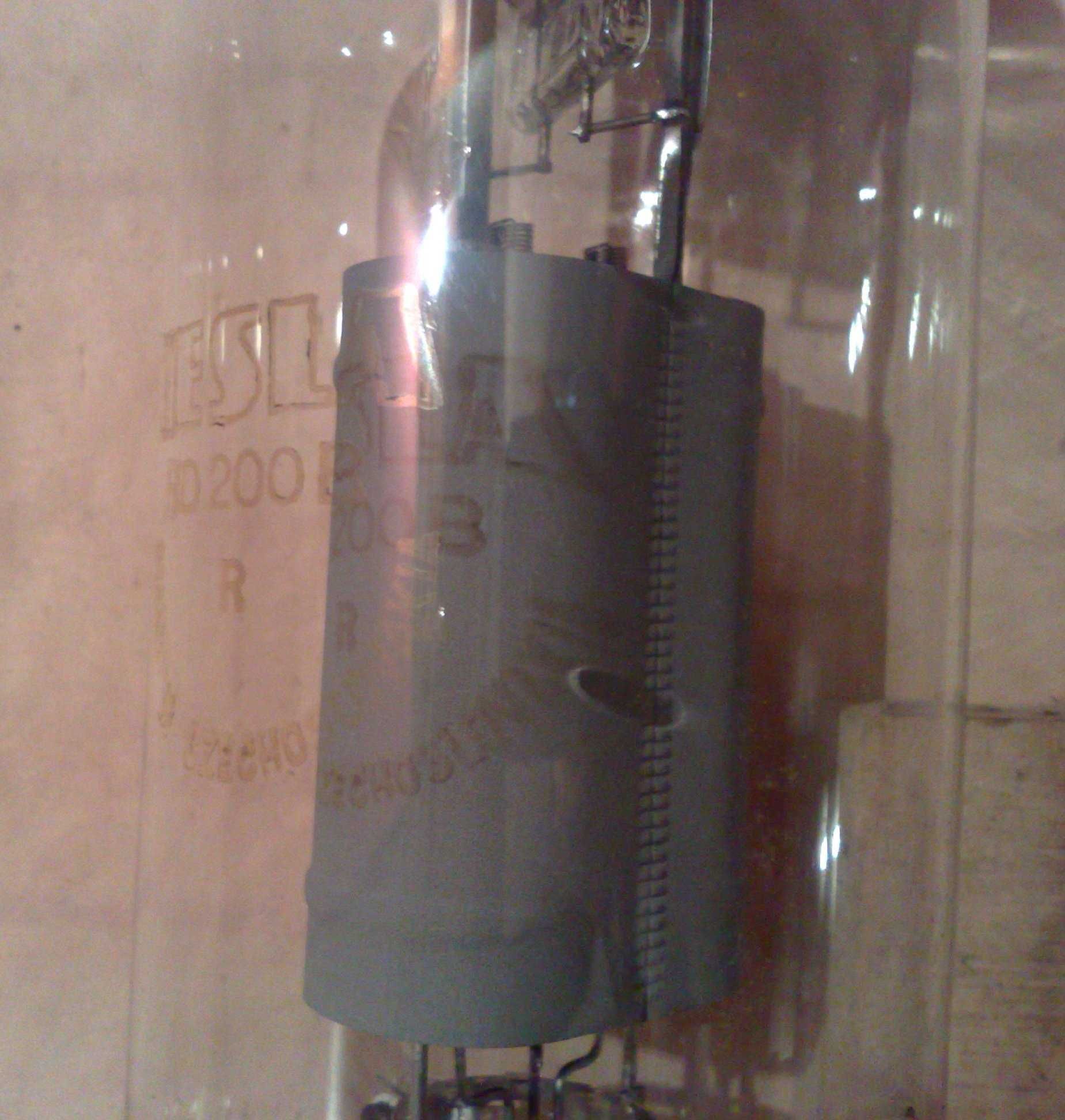 Лампа генераторна RD-200B tesla