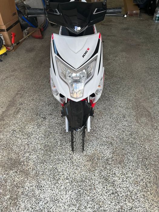Junak 106 Skuter Junak 106 - 2015 przebieg tylko 182 km !!!