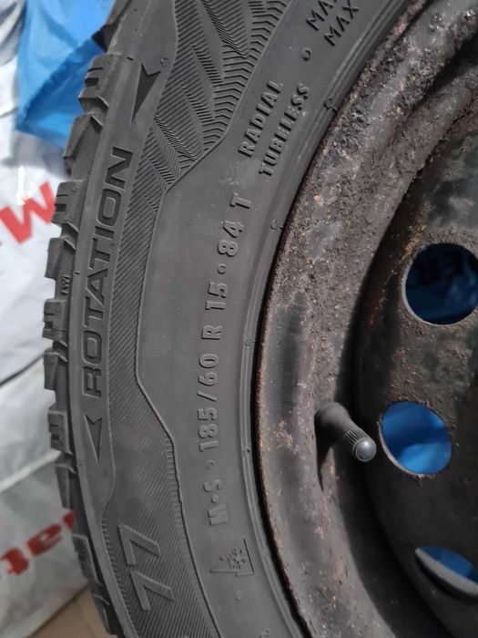 Opony zimowe 185/60 R15