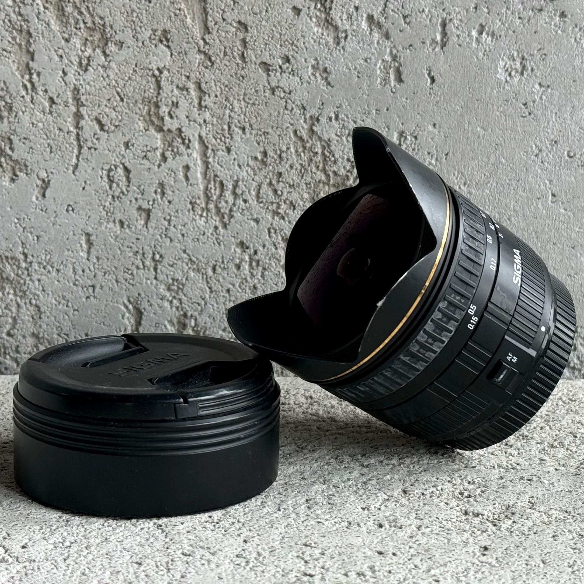 Sigma fisheye 15mm f/2.8 EX DG Canon
