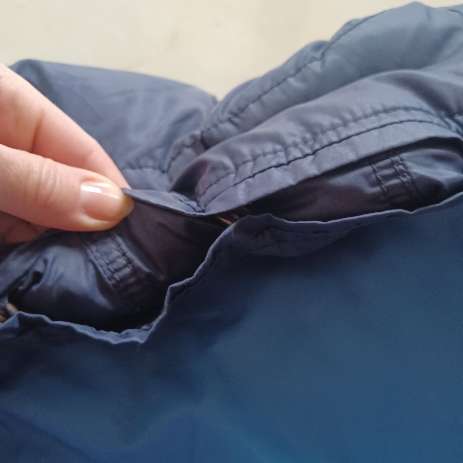 Bezrękawnik HUGO BOSS puchowy z kapturem XL/ salon 789 zł