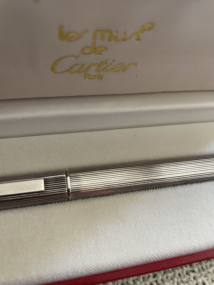 Caneta cartier prata