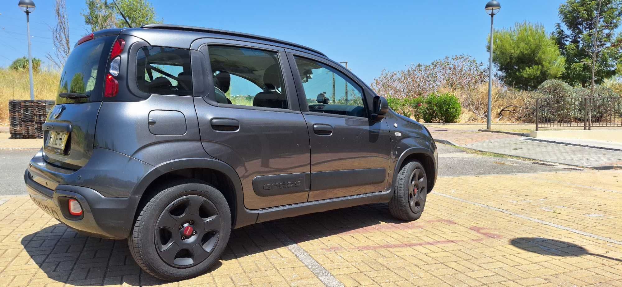 FIAT PANDA CITY CROSS WLTP 1.2 8v 69cv Versão Waze