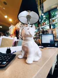 Керамічна лампа собаки