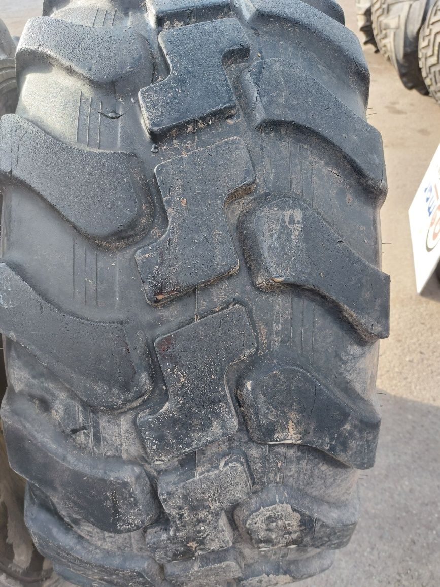 405/70R18 Alliance opony używane rolnicza para