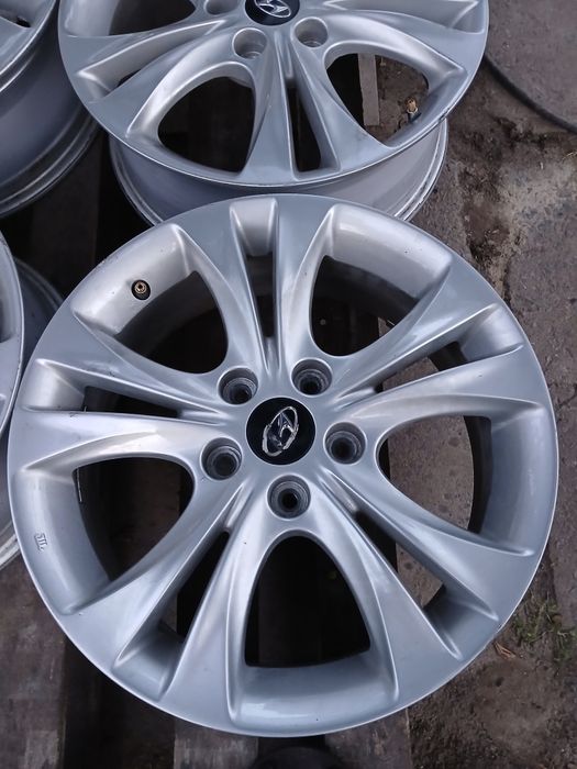 Комплект оригінальних дисків Hyundai Sonata YF R17x6,5j 5x114,3 ET