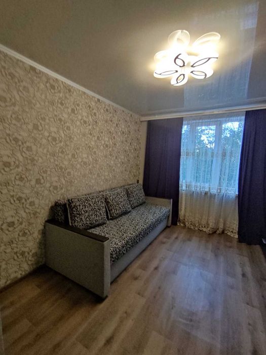 Продам 1 к квартиру Чугуев