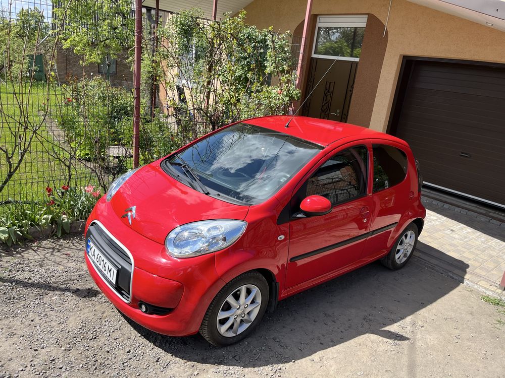 Citroen C1 компактне,  зручне авто на автоматі (робот)