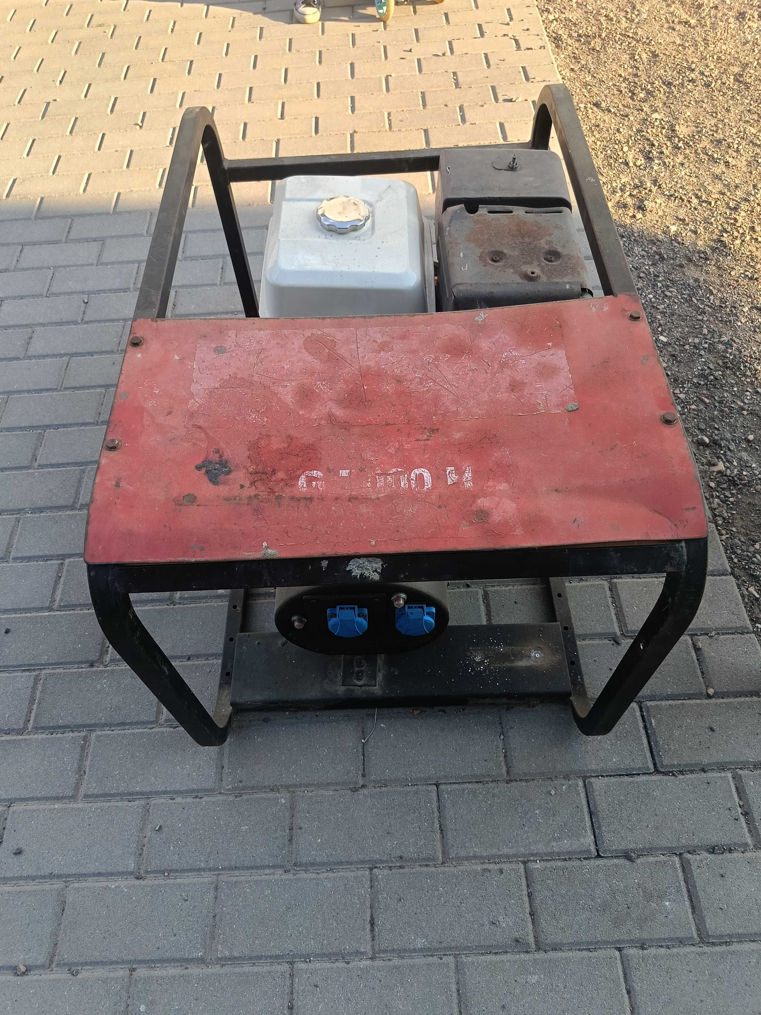 Sprzedam agregat prądotwórczy honda