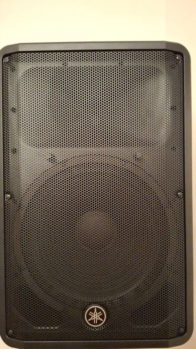Colunas amplificadas yamaha 132db DBR-15