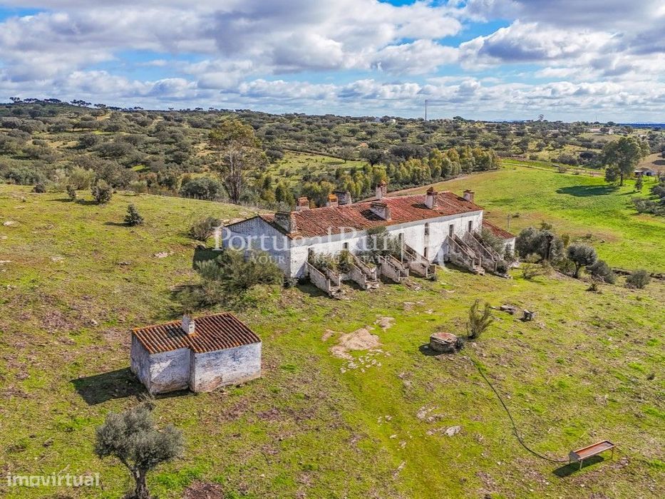 Quinta de 11 Hectares com aptidão para Hotel Rural