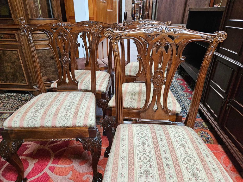 Imponentes cadeiras antigas, sem braços, estilo D. João V - ópt