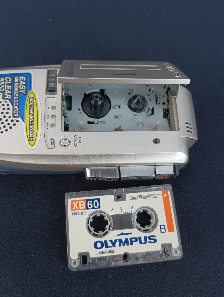 Диктофон OLYMPUS J500