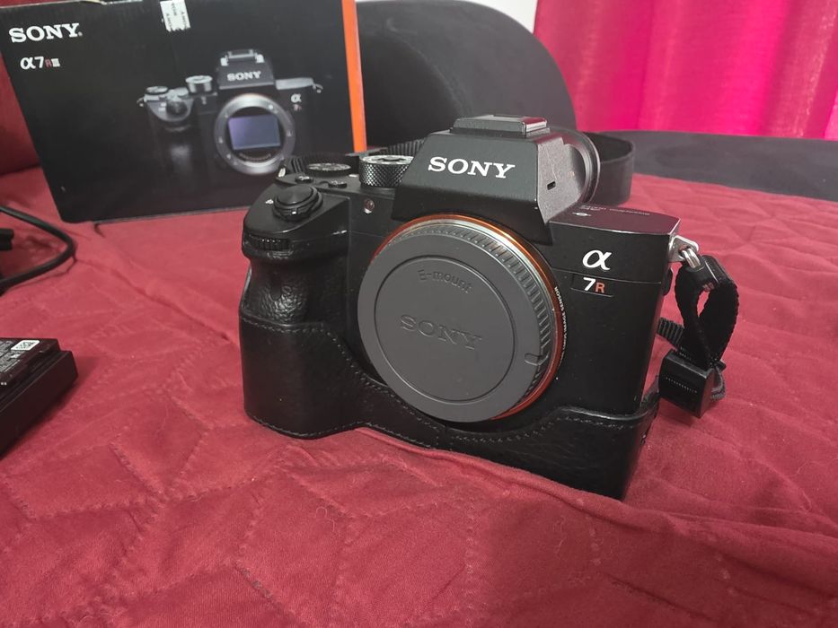 Câmara fotográfica Sony A7R III A7R 3 como nova. Baixa contabilidade d