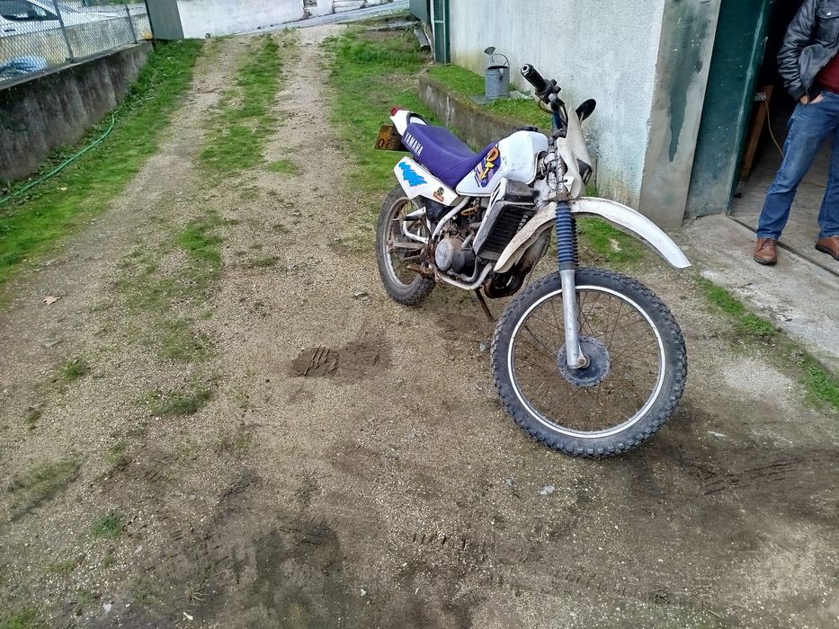 Yamaha DT50 DOC. Único