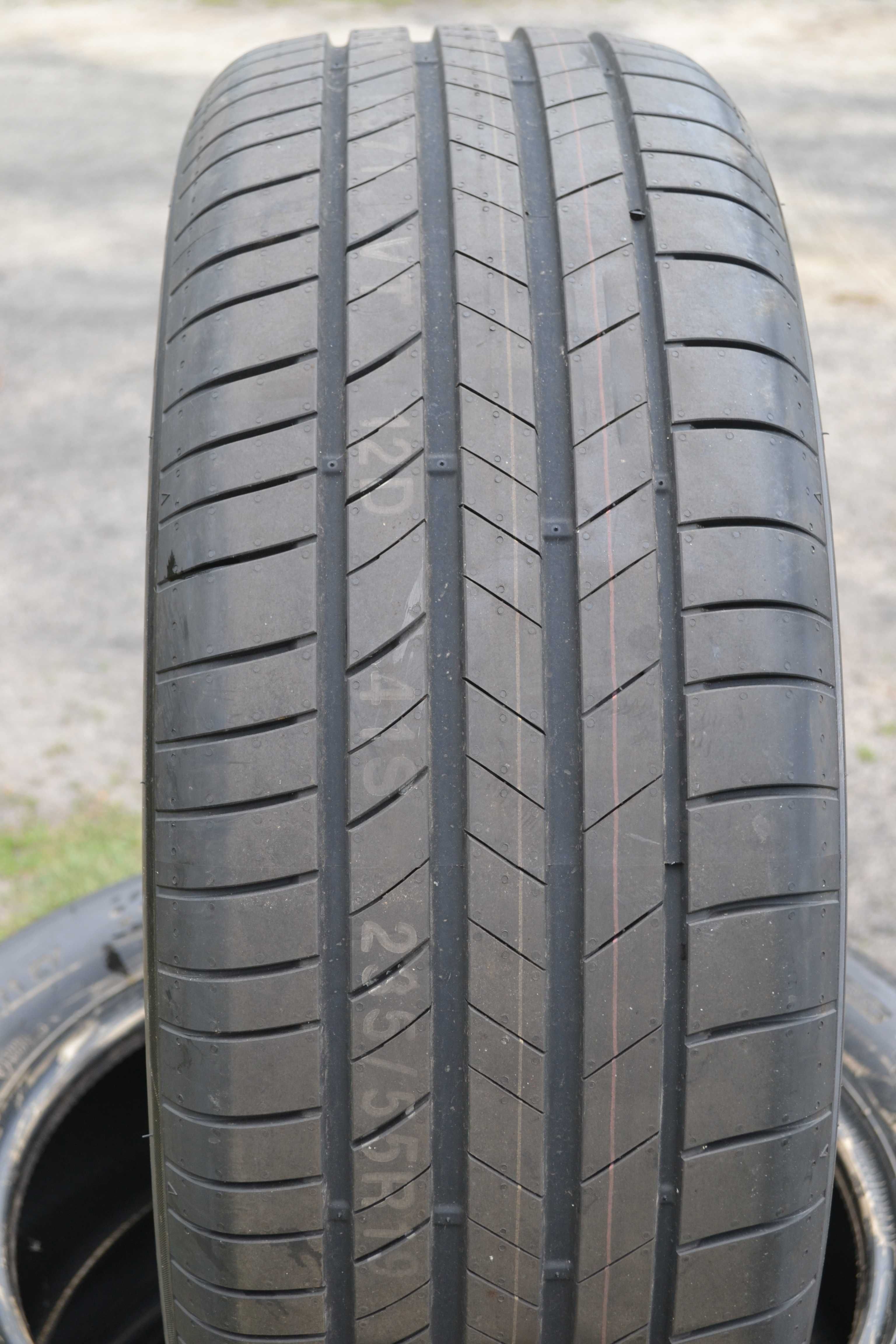 Opony 235/55/19 Kumho letnie 4szt 2024r nowe