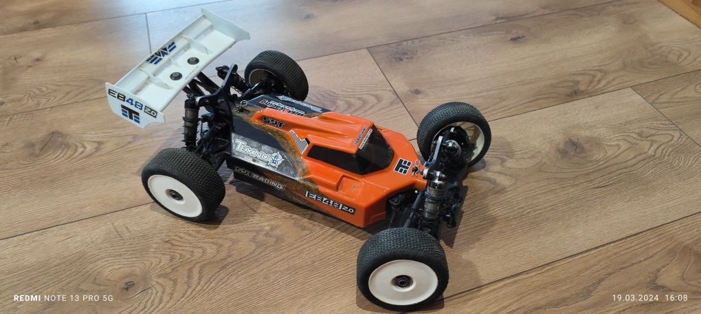 Model zawodniczy Tekno EB48 buggy 1/8+Hobbywing+Lipo+Ładowarka