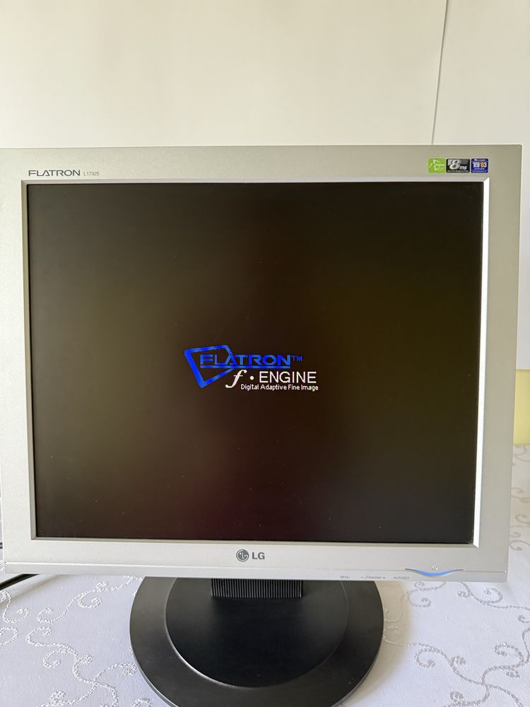 Monitor LG FLATRON L1732S-SF Plus Kabel Zasilający i Kabel VGA