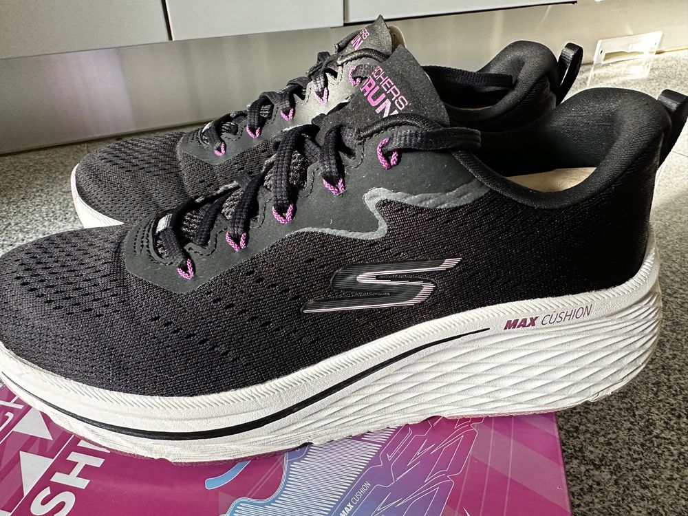 Sapatilhas SKECHERS MAX - Comfort Performs 39