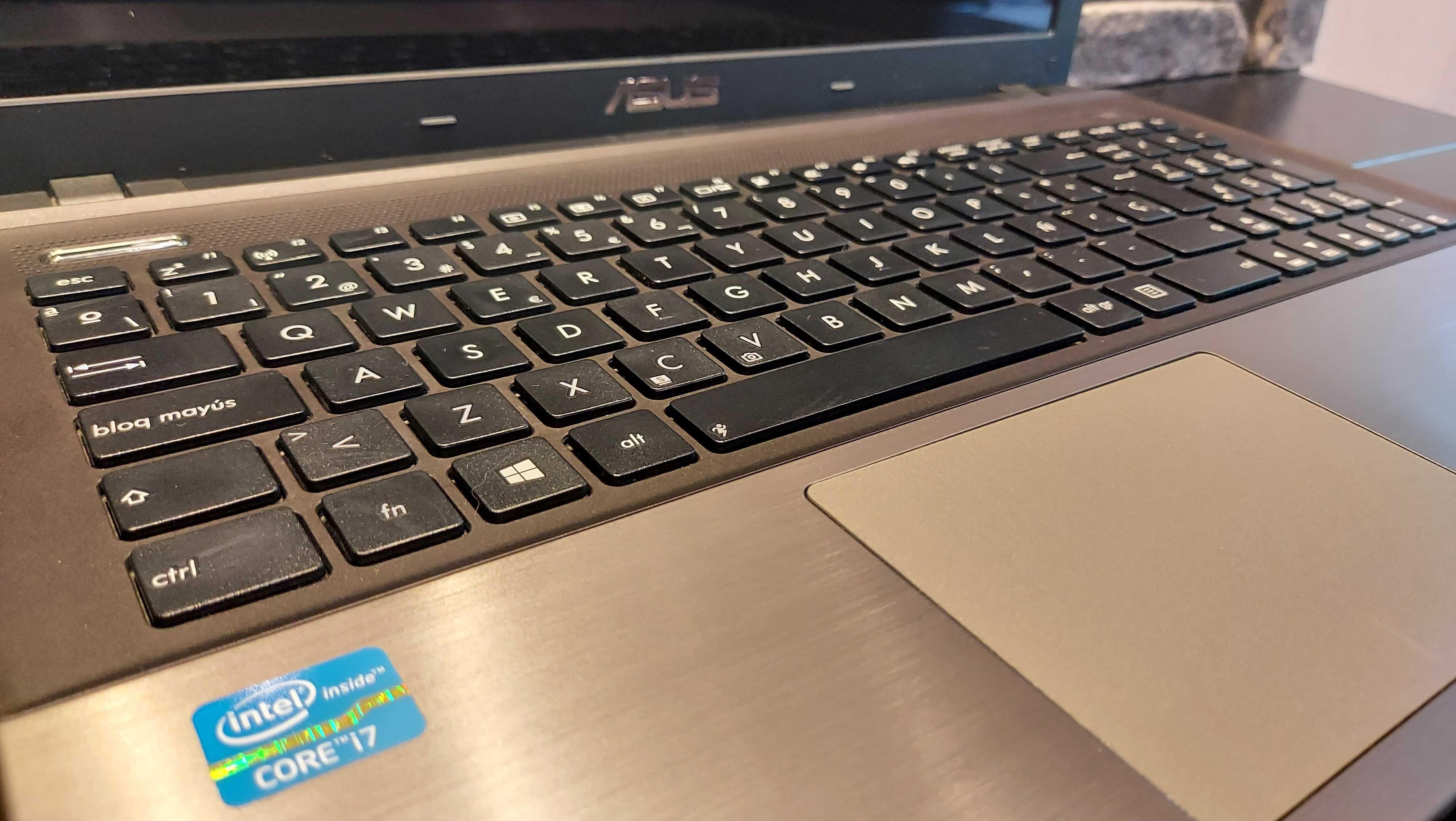 Mocny ASUS 17" i7 16GB IPS SSD500GB- Win11 Office GRY