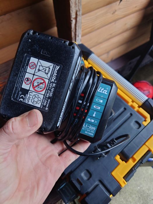 Шуруповерт Makita df457d