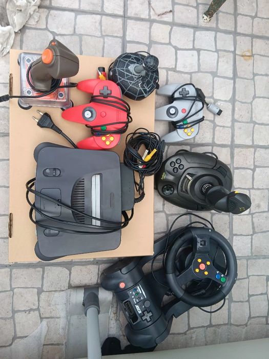 Vendo nitendo 64 com controlos