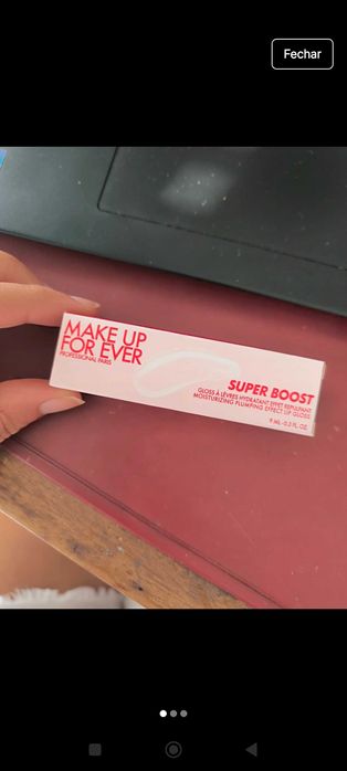 Baton gloss make up forever