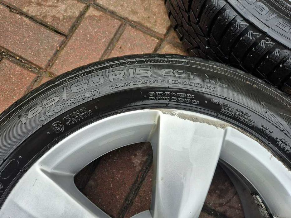 Felgi SKODA 6Jx15 ET38 5x100, opony 185/60 R15 - UŻYWANE