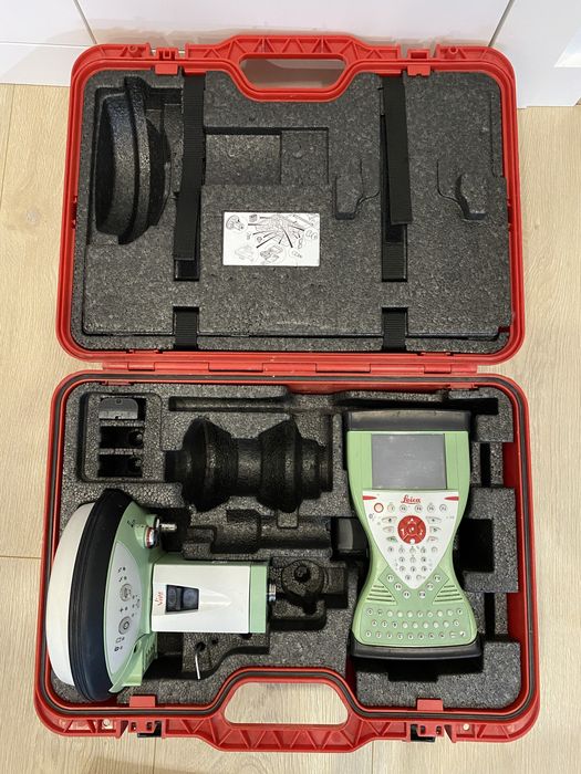 Leica GPS GNSS GS15  + CS15 + RH15