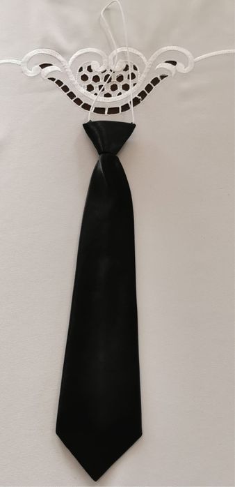 Krawat czarny chłopięcy