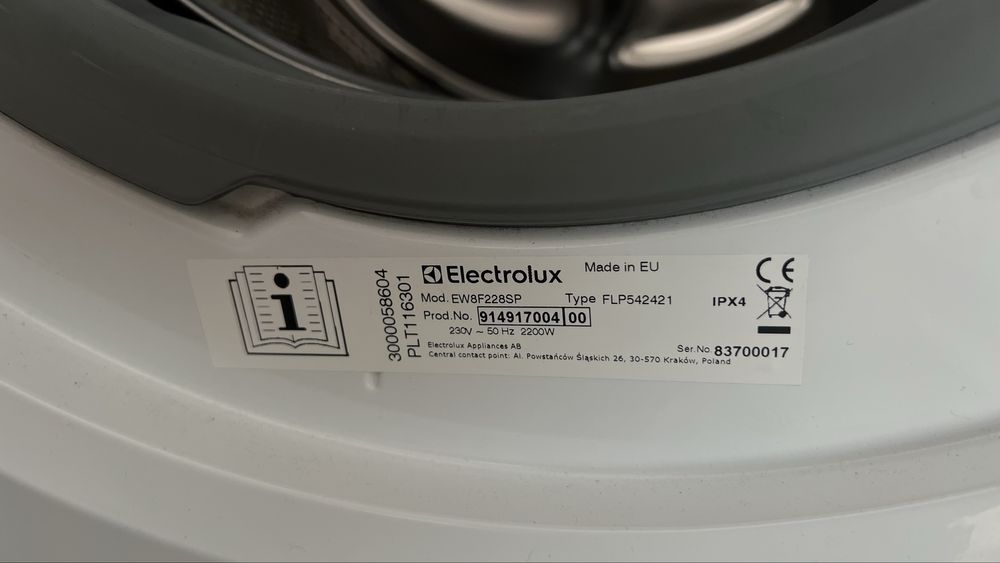 Pealka Electrolux PerfectCare 800
