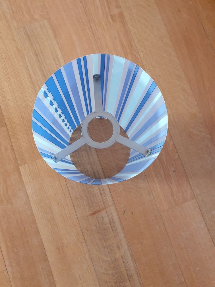 Abażur do lampy sufitowej