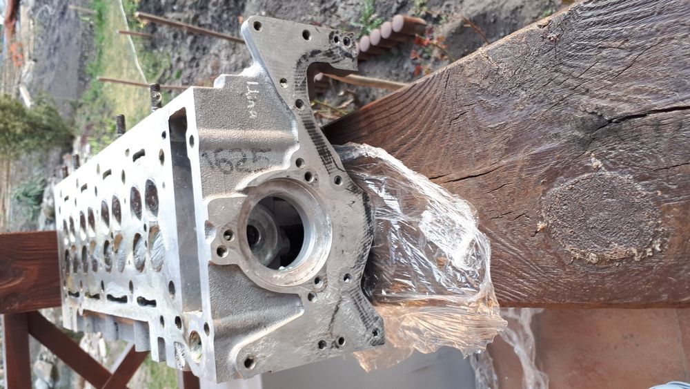 Головка блока Mercedes Sprinter 2.2