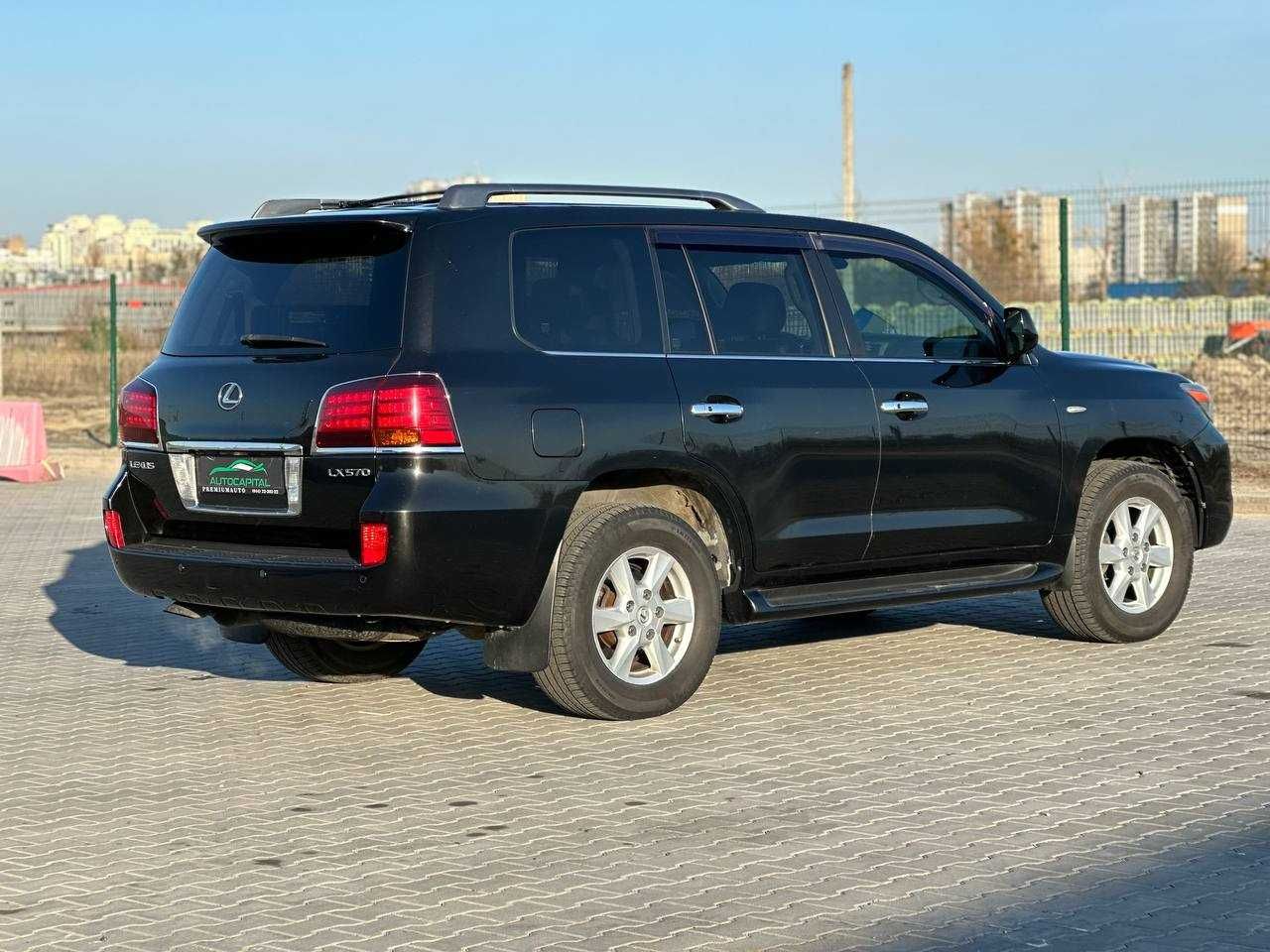 Lexus LX570 5,7 л