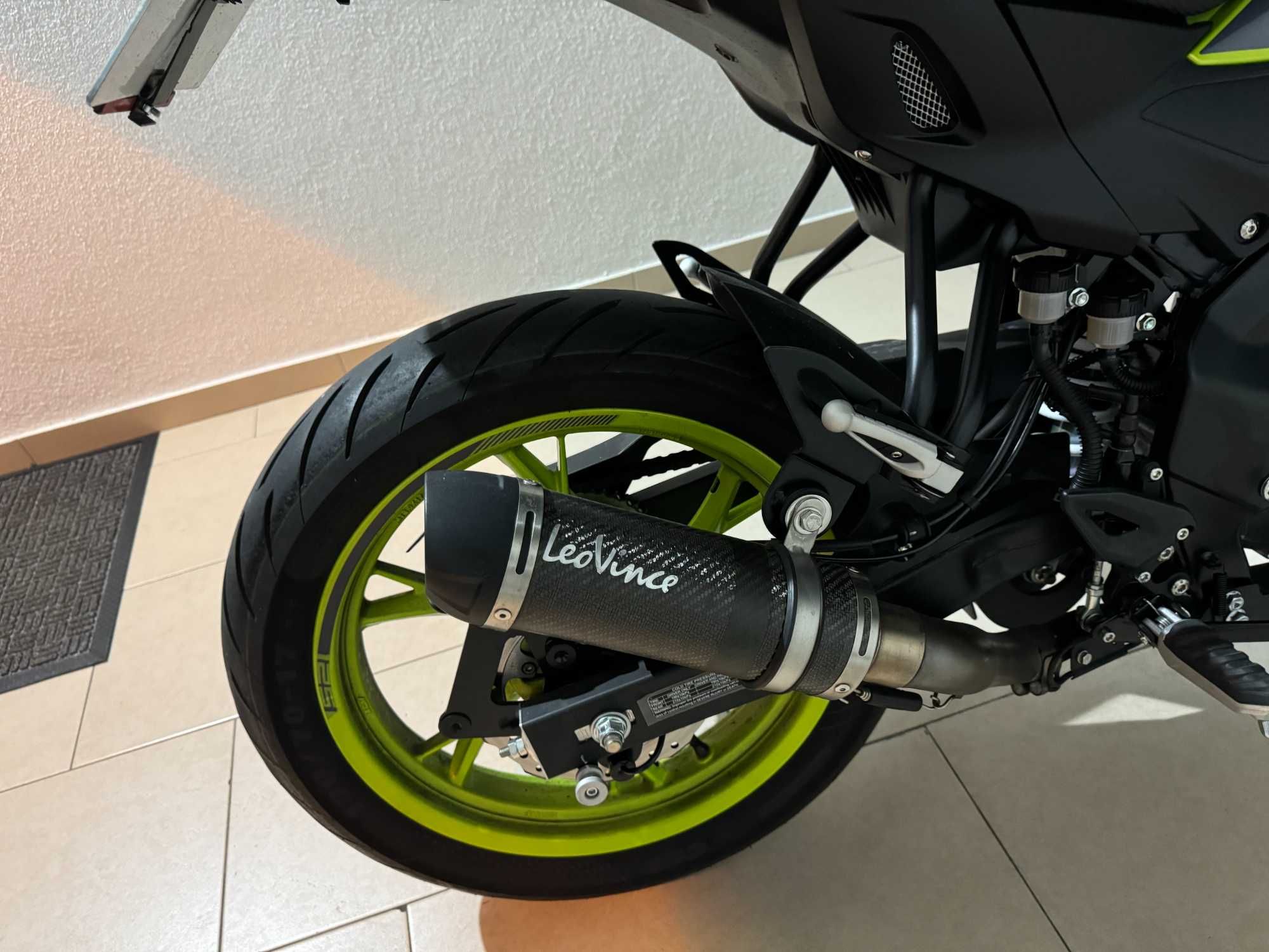 Keeway RKF 125 + LeoVince (2022)