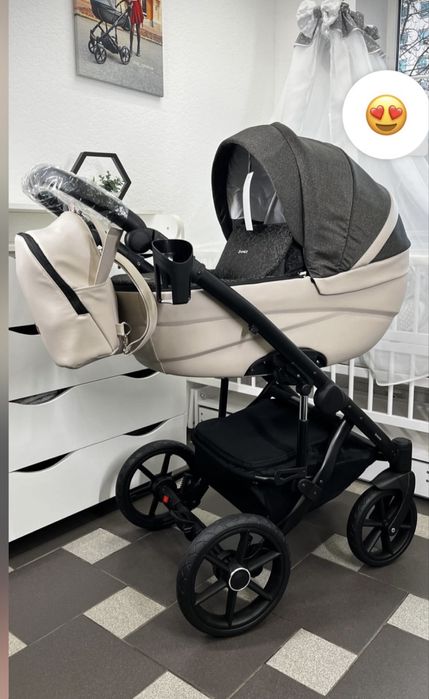 Коляска люлька +прогулка Bexa ideal.