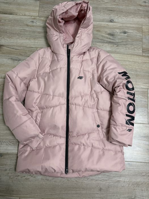 Зимова куртка 4F для дівчинки 153 см