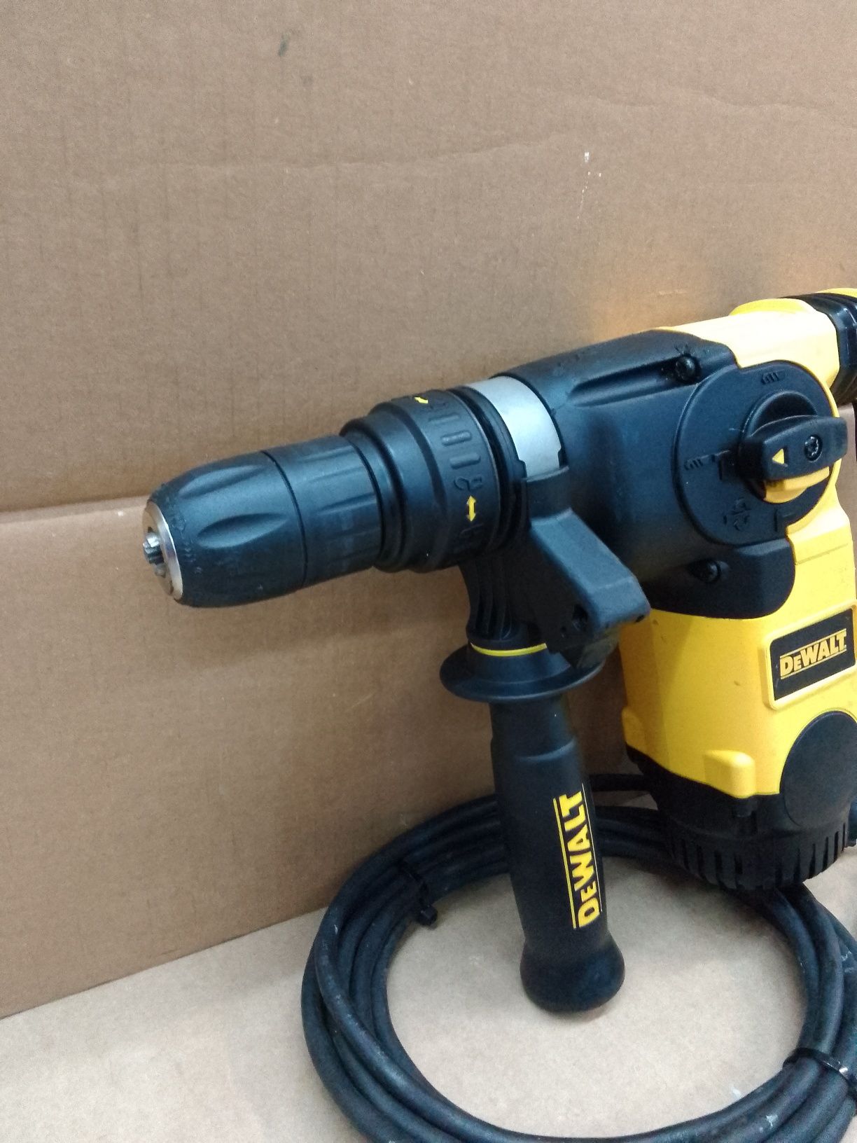 DeWalt D25324 Młotowiertarka Udarowa 3Funkcyjna 800W