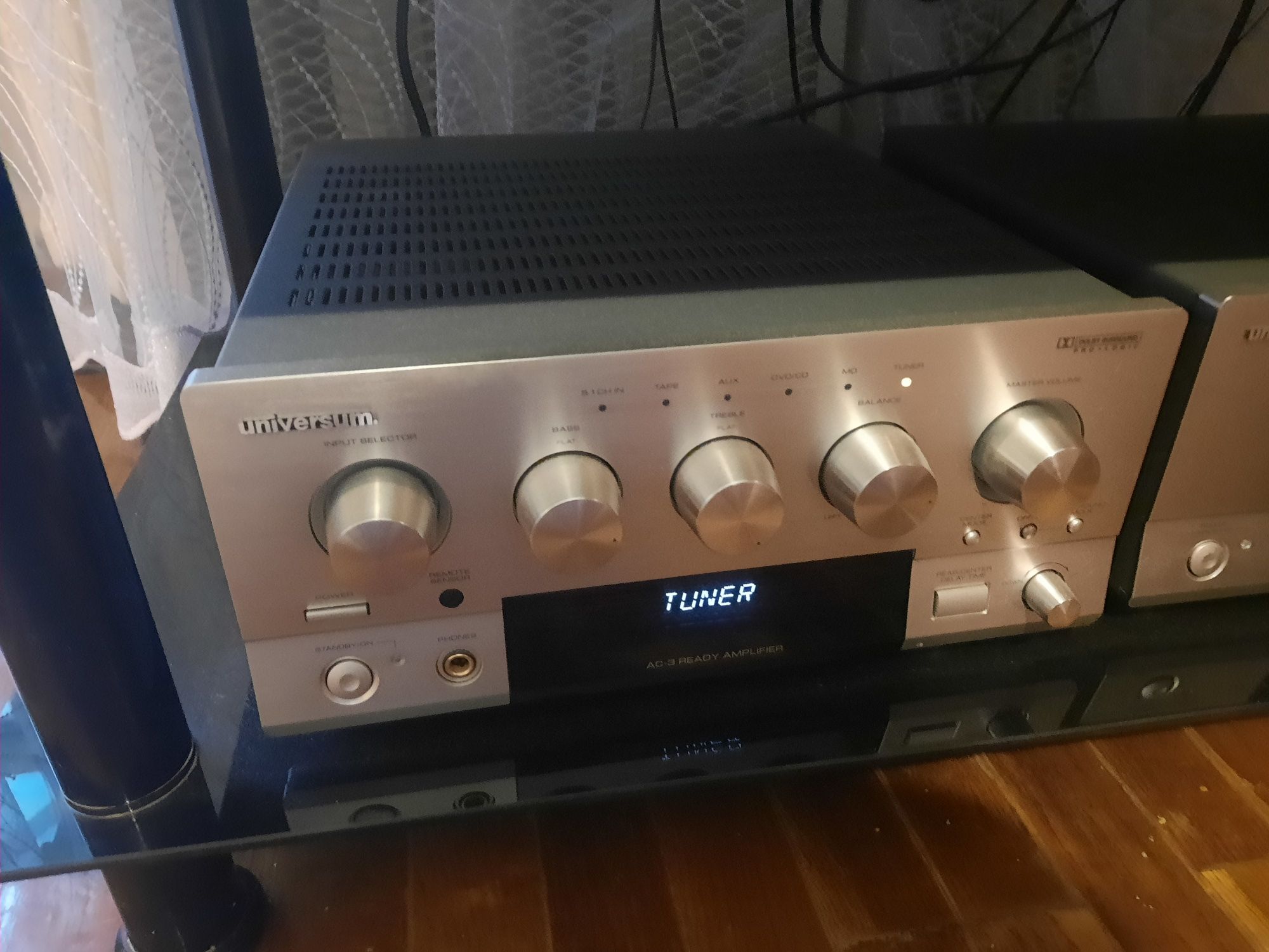 Музцентр "Universum V-4097"(Teac H-500)