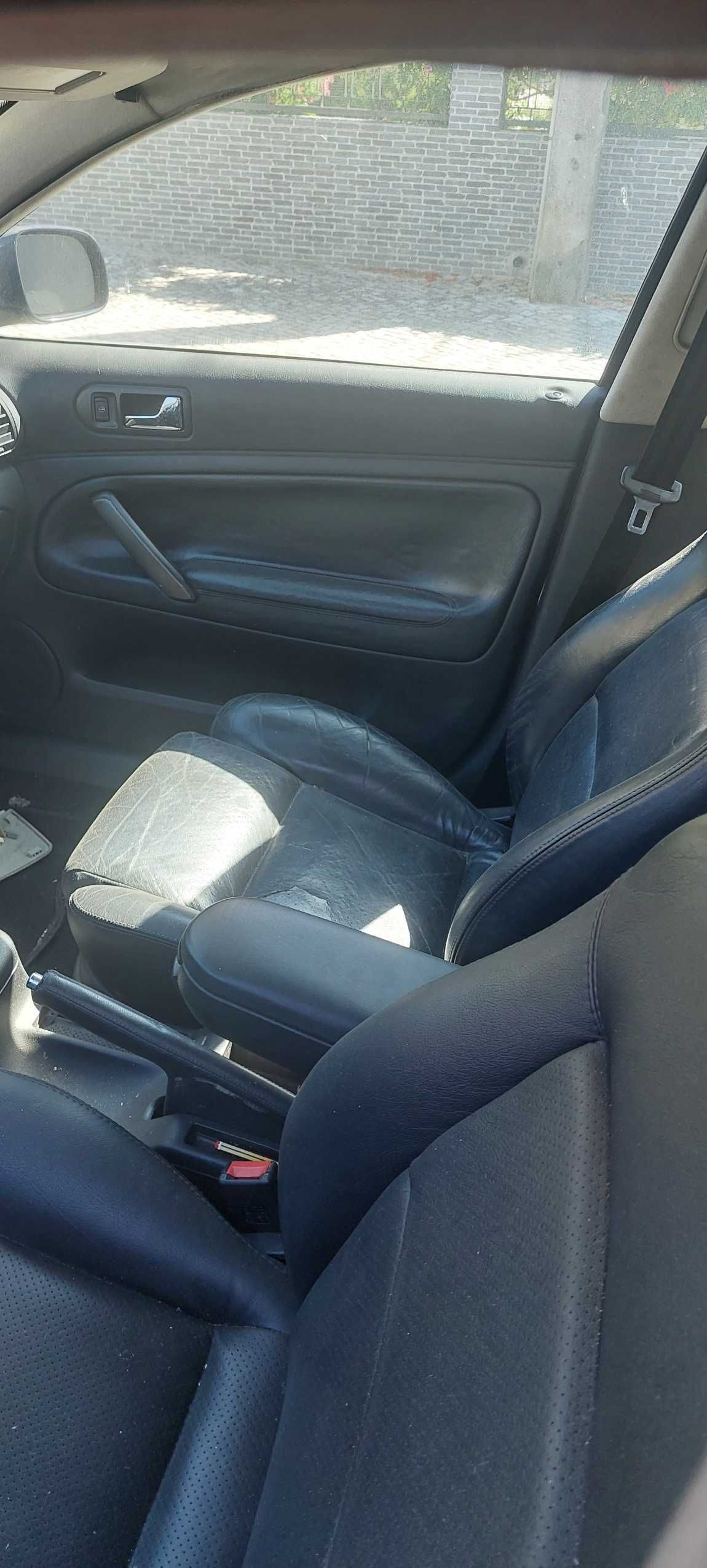 VW Passat 1999 para pecas
