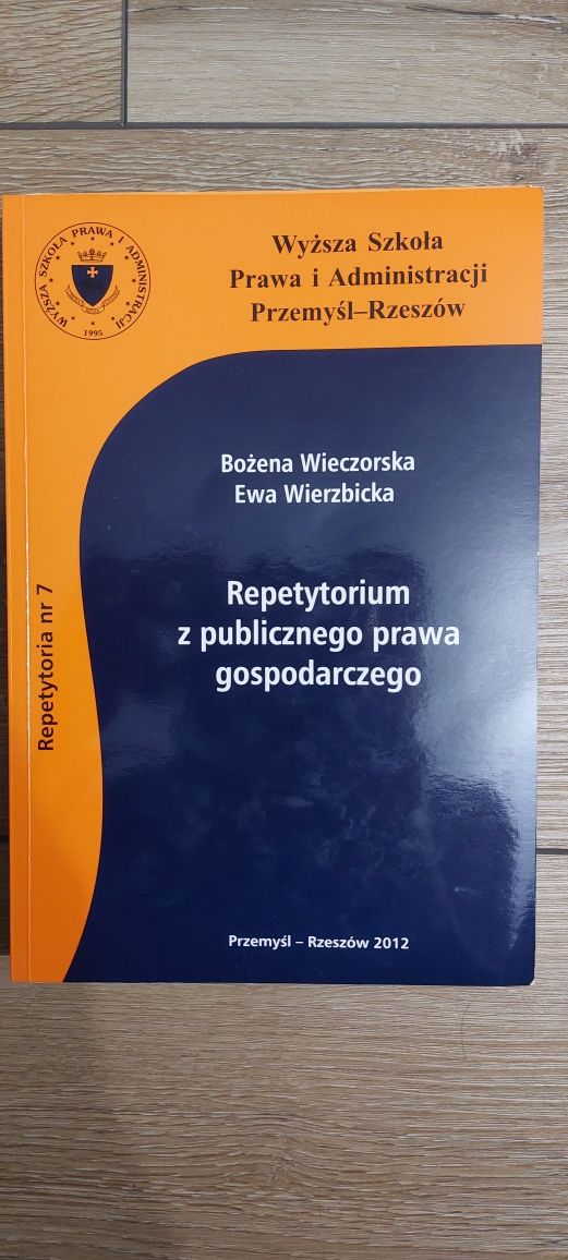 Zestaw 9 książek WSPiA