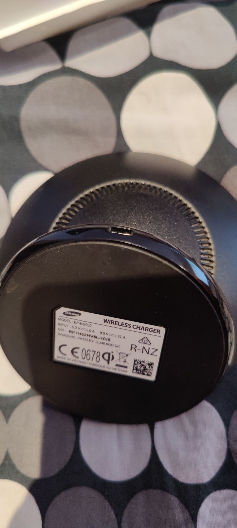 Samsung Wireless charger fast charge