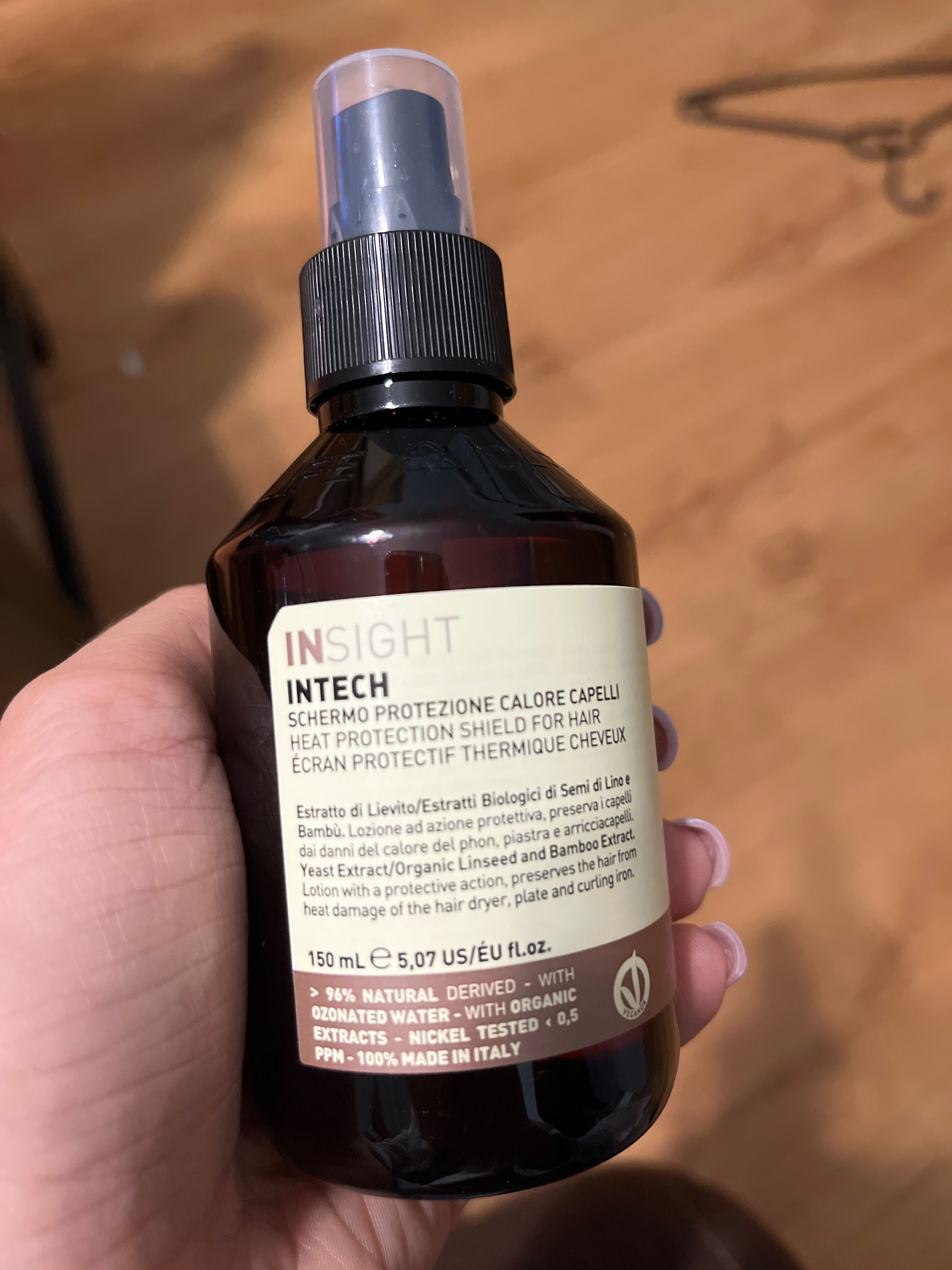 Ochrona termiczna do włosów Insight intech 150 ml