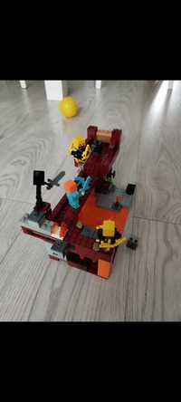 Lego Minecraft 21154