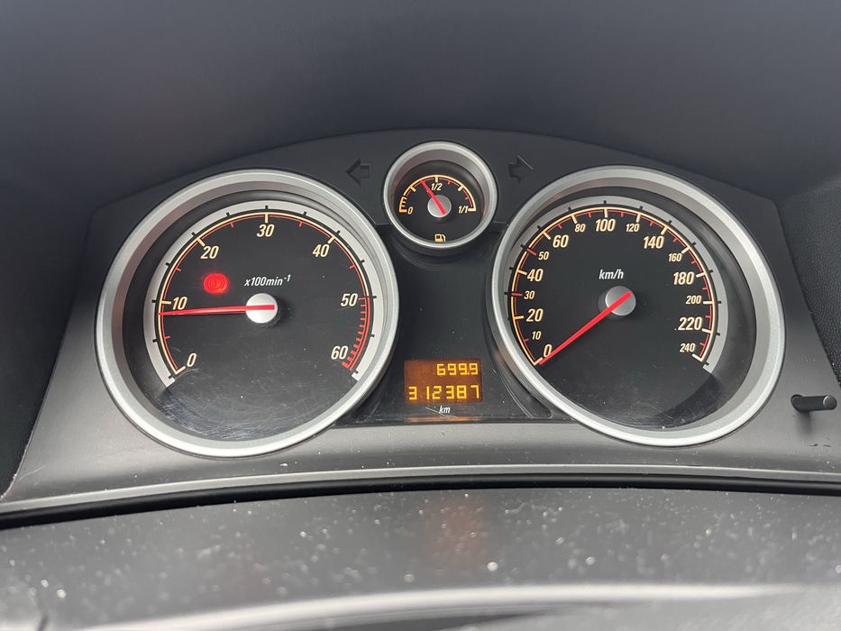 Opel astra h b dobry stan