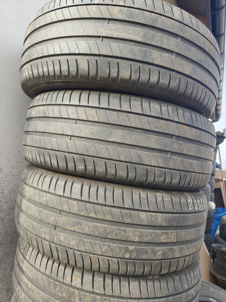 225/50/18 MICHELIN