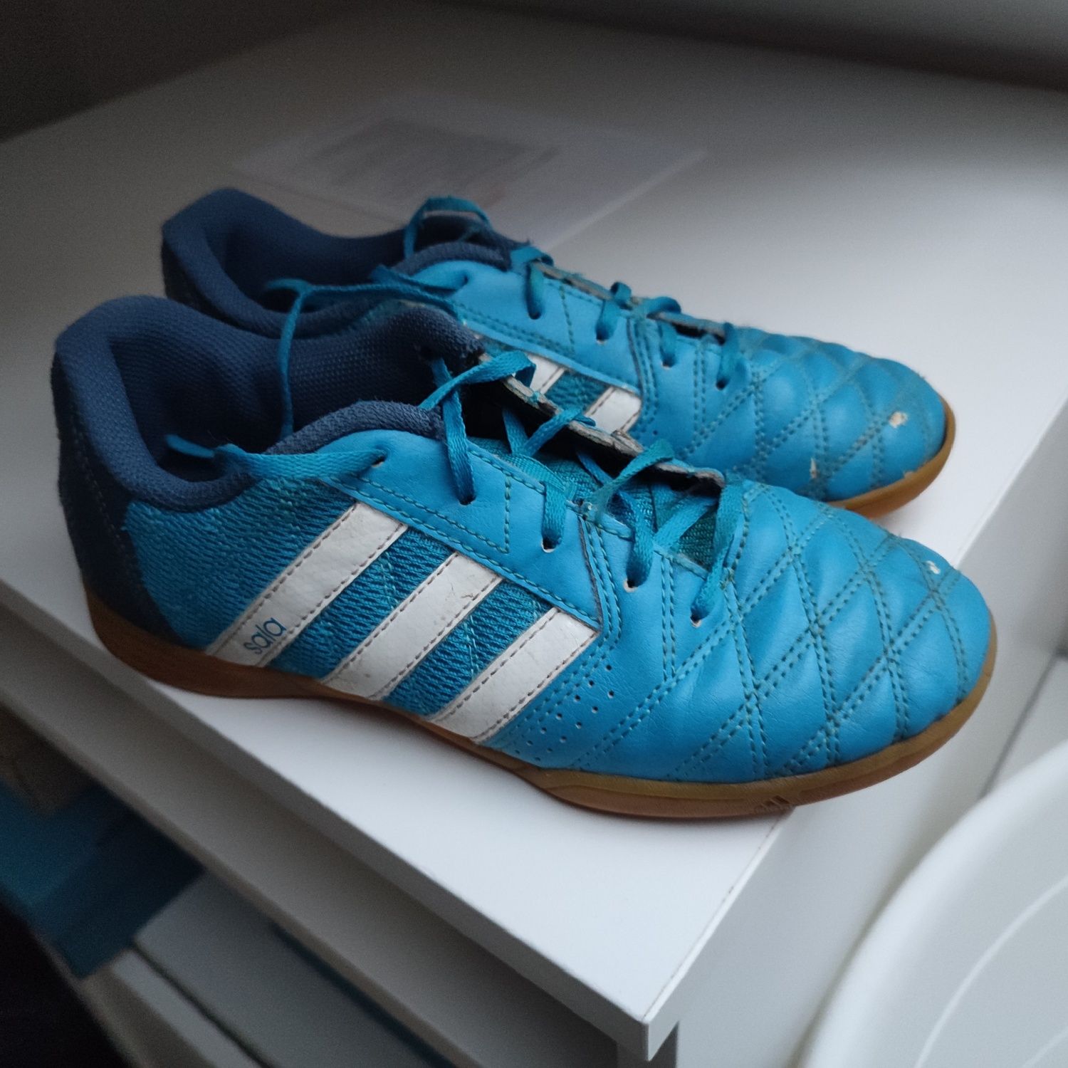 Halówki Adidas buty sportowe 36