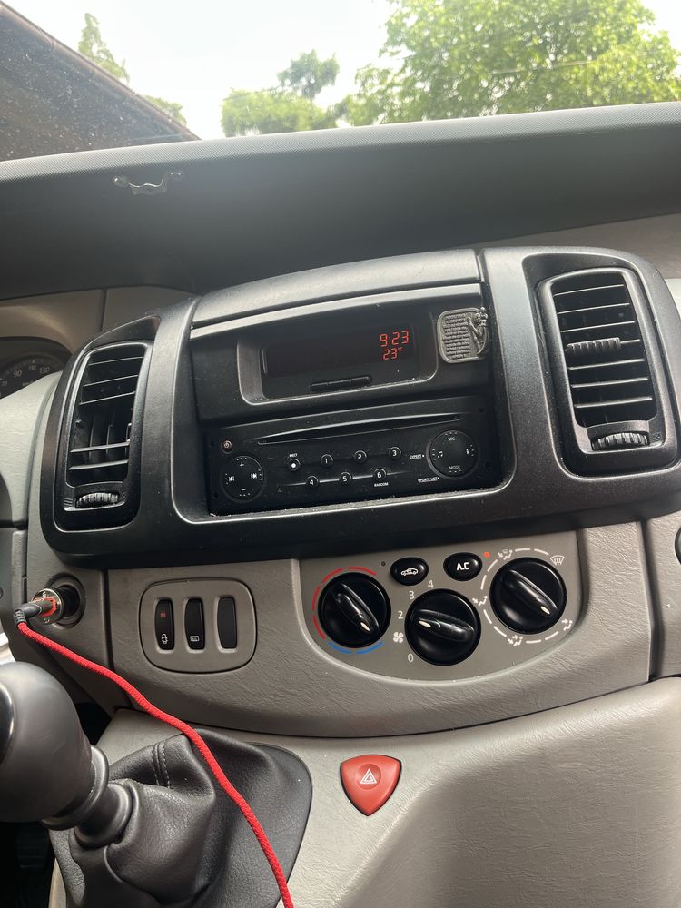 Renault Trafic chłodnia po serwisie 4 stopnie