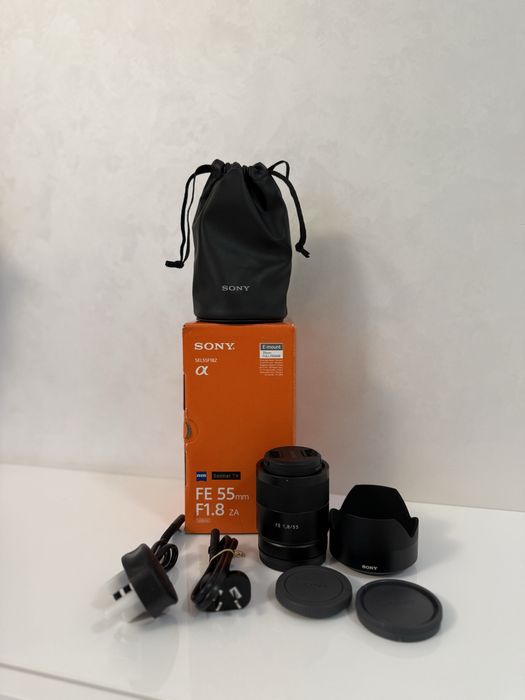 Обєктив Sony 55 1.8