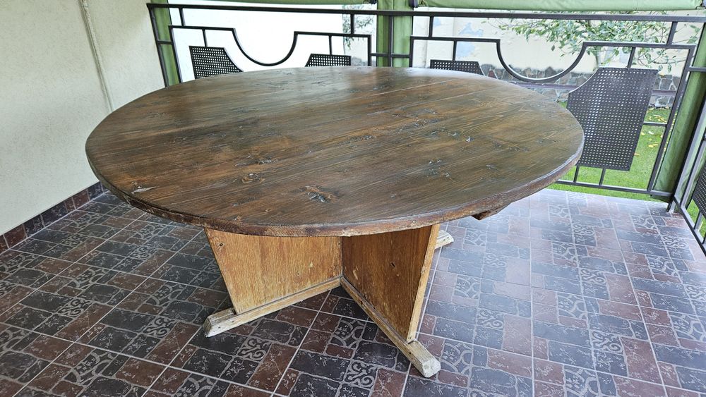 Продається дерев'яний круглий стіл